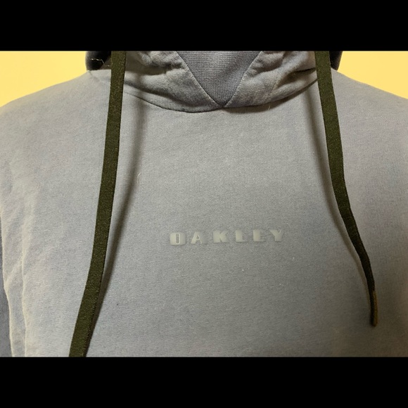 Oakley crop sweater - Picture 2 of 5